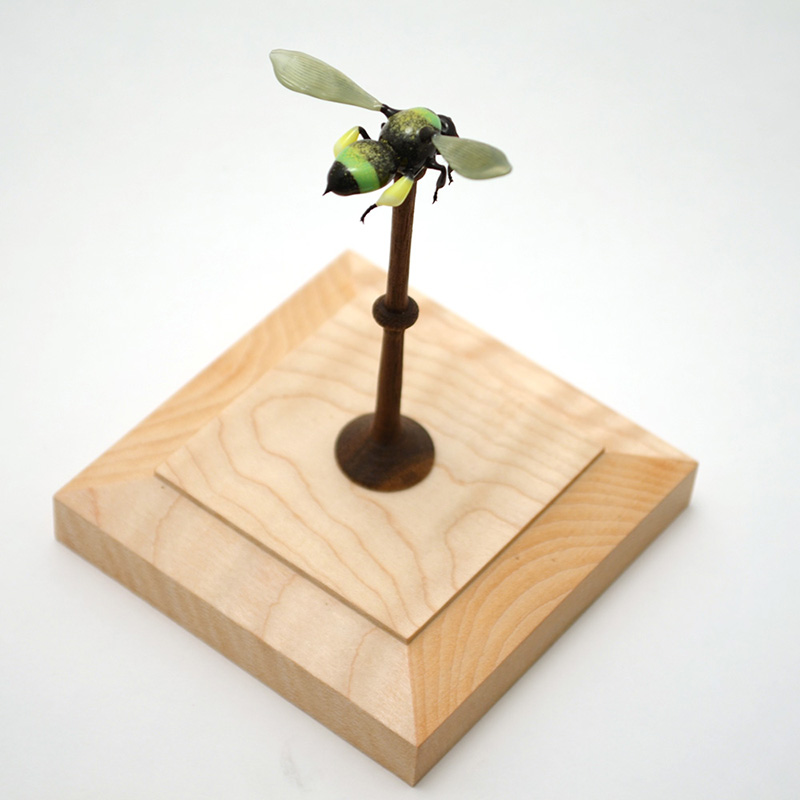 Green Bumblebee, glass bumblebee by Wesley Fleming