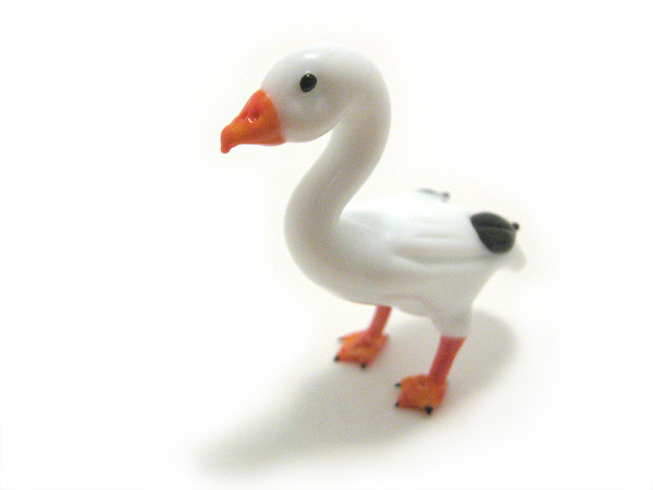 Snow Goose, lampworked glass bird by Wesley Fleming